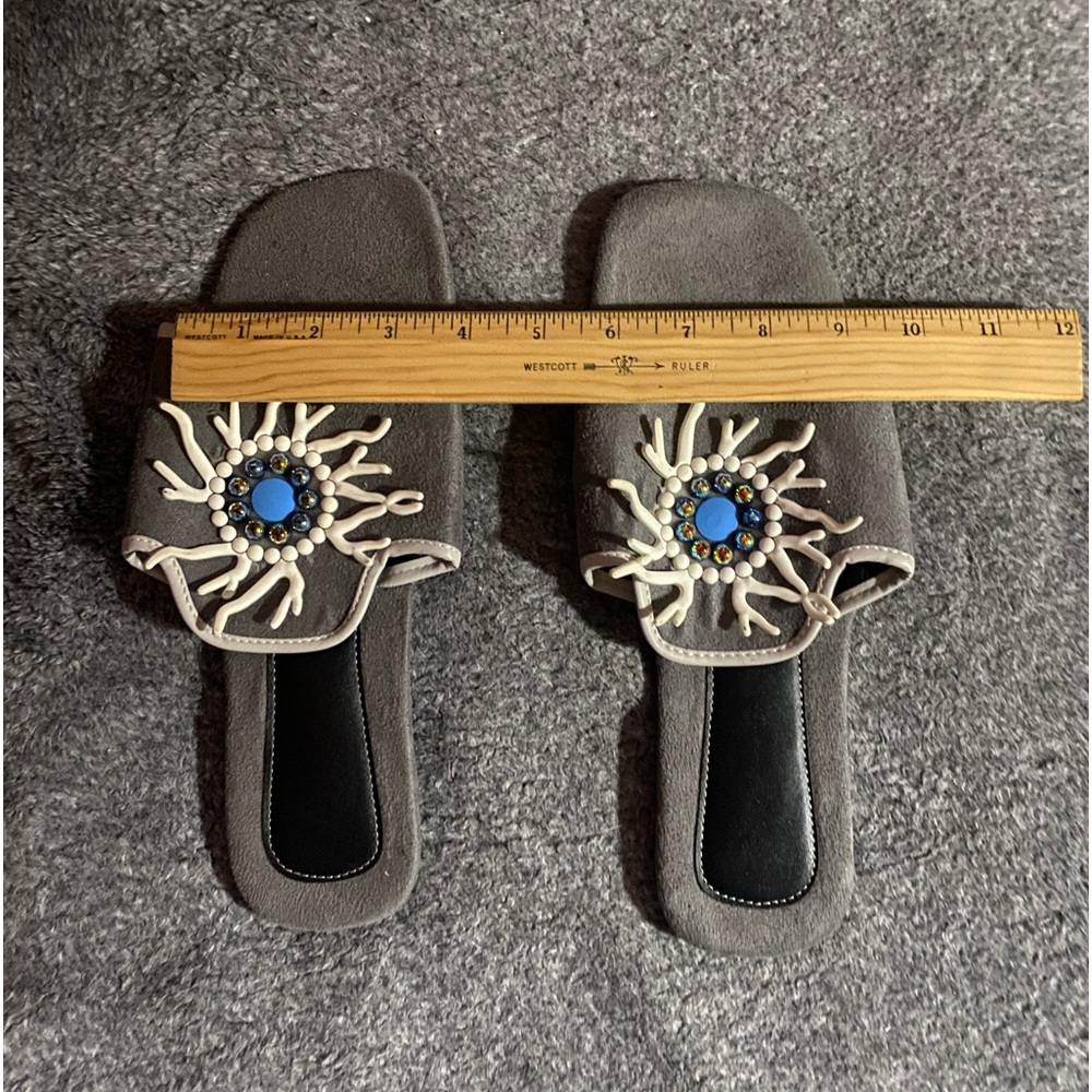 NWOT Gray with Blue & White Sun Design Flat Sandals Size 43 - Picture 5 of 5